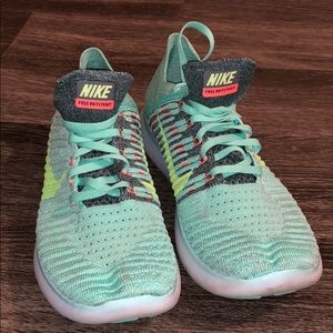 Nike Free RN Flyknit